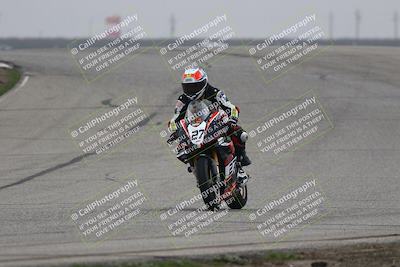 media/Nov-30-2025-TrackDaz (Sun) [[d8b22663df]]/C Group/Session 4 (Outside Grapevine)/